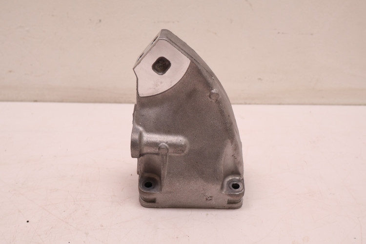 MERCEDES-BENZ CLE A236 300 4MATIC ŁAPA PODUSZKA SILNIKA A6542231400