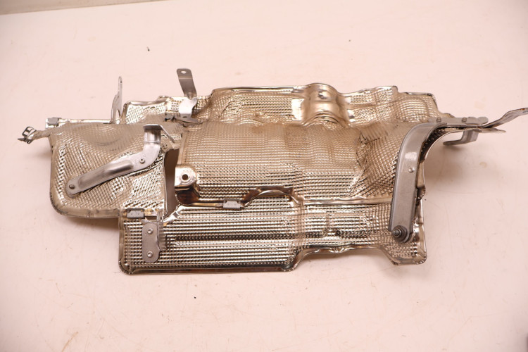 MERCEDES-BENZ CLE A236 300 4MATIC OSŁONA TERMICZNA A2541424100, A2542030000
