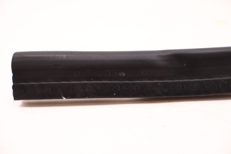 MERCEDES-BENZ CLE A236 USZCZELKA MASKI KOMORY SILNIKA A2068871600