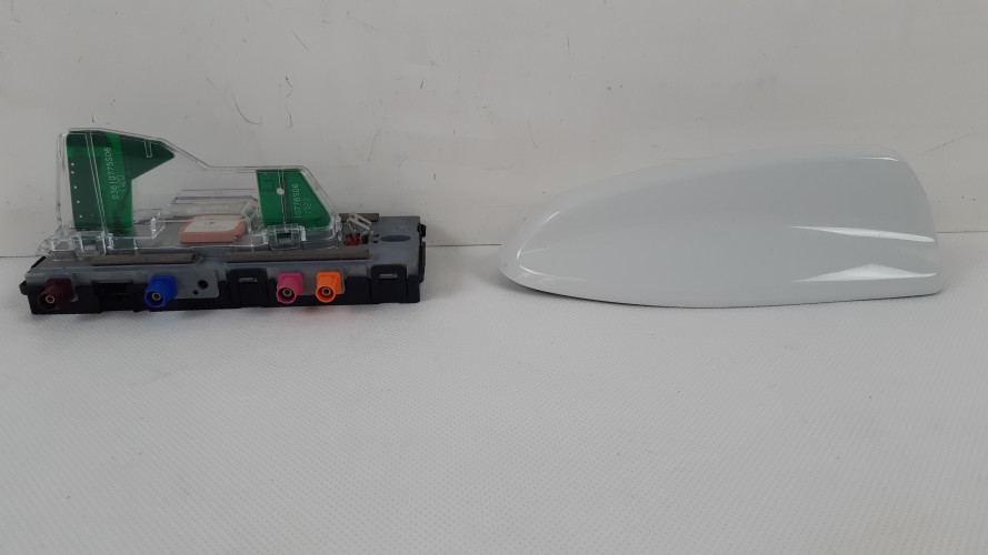 VOLVO XC40 PŁETWA ANTENA DACHOWA 39826436