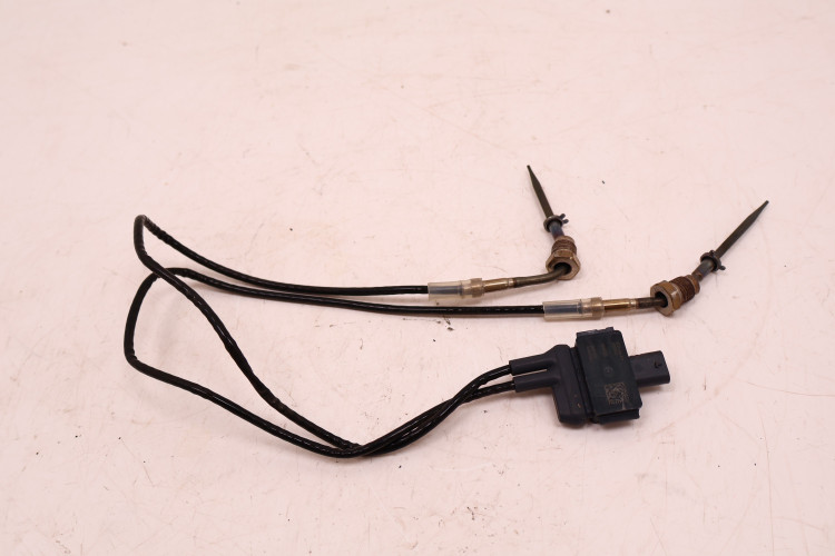 MERCEDES-BENZ CLE A236 300 4MATIC CZUJNIK TEMPERATURY SPALIN A0009058415