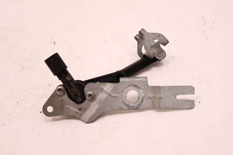 MERCEDES-BENZ CLE A236 CZUJNIK POZIOMOWANIA ŚWIATEŁ A0009053713