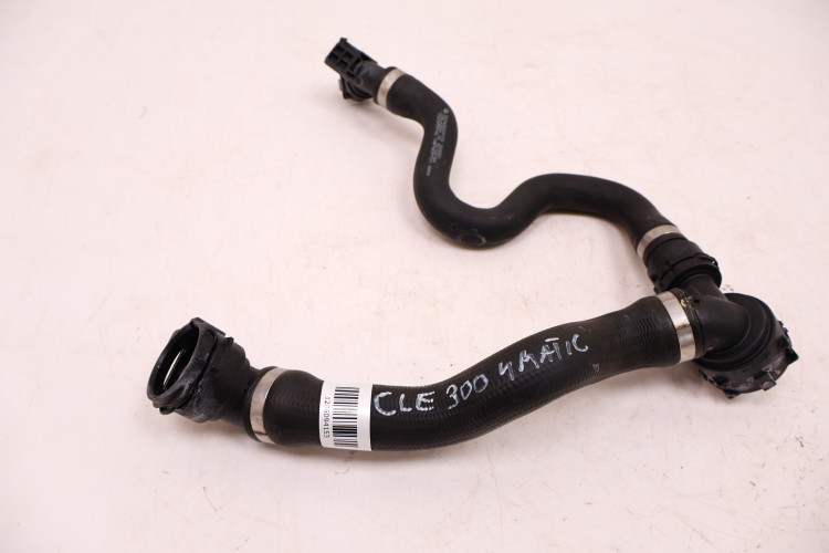 MERCEDES-BENZ CLE A236 300 4MATIC PRZEWÓD WODY A2368305100