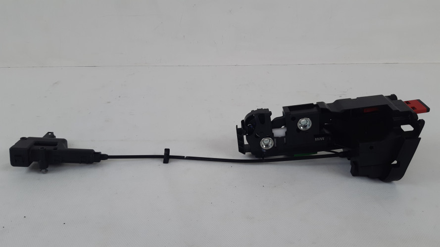VOLVO XC40 ZAMEK KANAPY LEWY