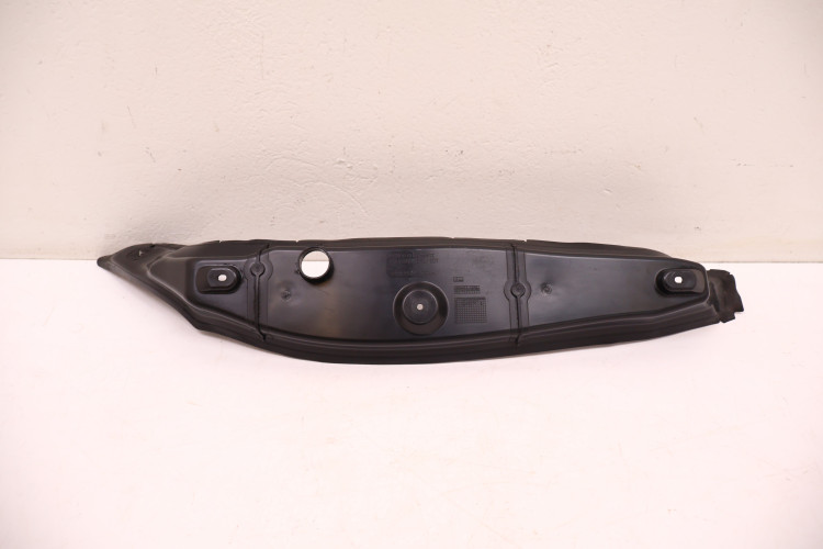 MERCEDES-BENZ CLE A236 WYGŁUSZENIE BŁOTNIKA PRAWY PRZÓD A2368890300