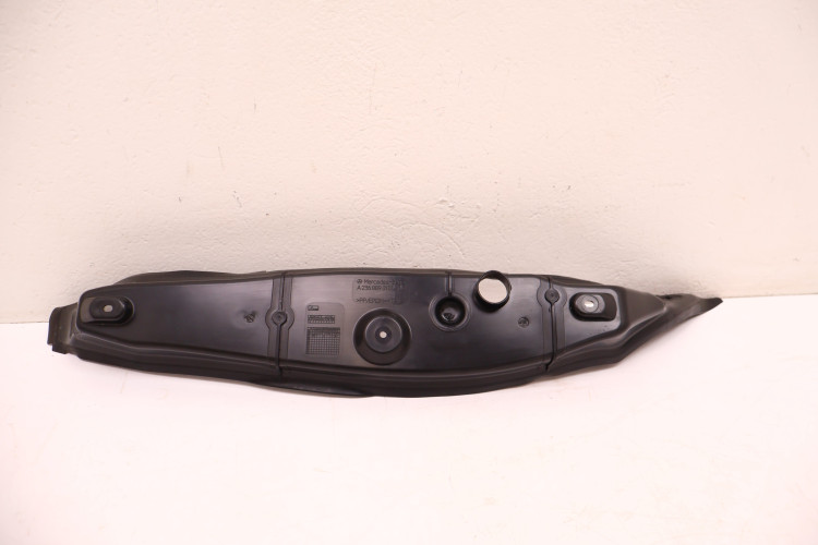 MERCEDES-BENZ CLE A236 WYGŁUSZENIE BŁOTNIKA LEWY PRZÓD A2368890100