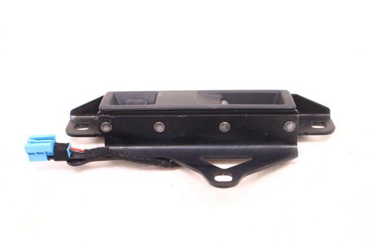 MERCEDES-BENZ CLE A236 ZAMEK RYGIEL DACHU LEWY A2367700700