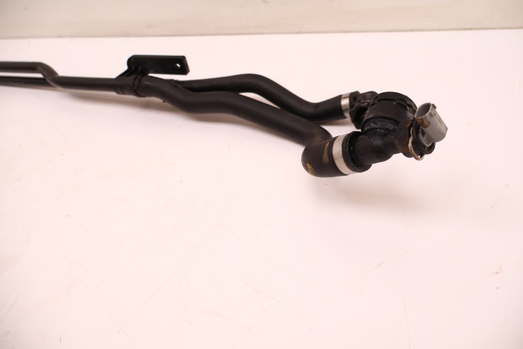 MERCEDES-BENZ CLE A236 300 4MATIC RURA PRZEWÓD WODY A2365011300