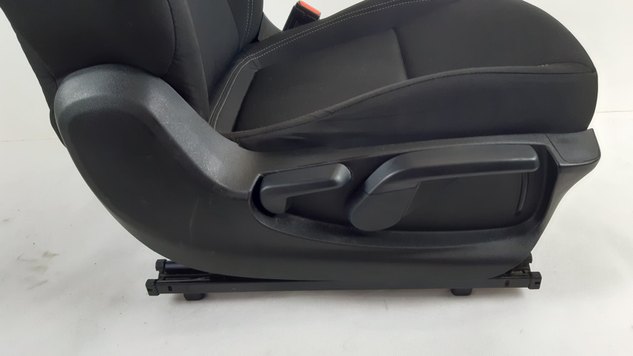 FIAT TIPO II FOTEL PRAWY PRZÓD