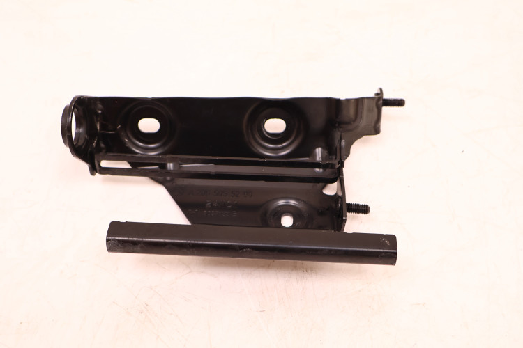 MERCEDES-BENZ CLE A236 300 4MATIC WSPORNIK MOCOWANIE A2065065200