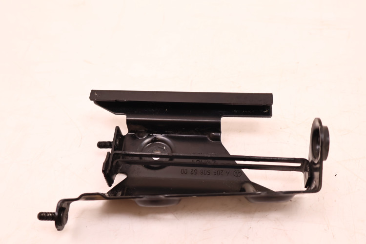 MERCEDES-BENZ CLE A236 300 4MATIC WSPORNIK MOCOWANIE A2065065200