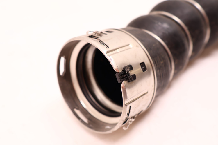 BMW G42 G20 G21 G22 G23 G28 RURA PRZEWÓD INTERCOOLERA 8479695