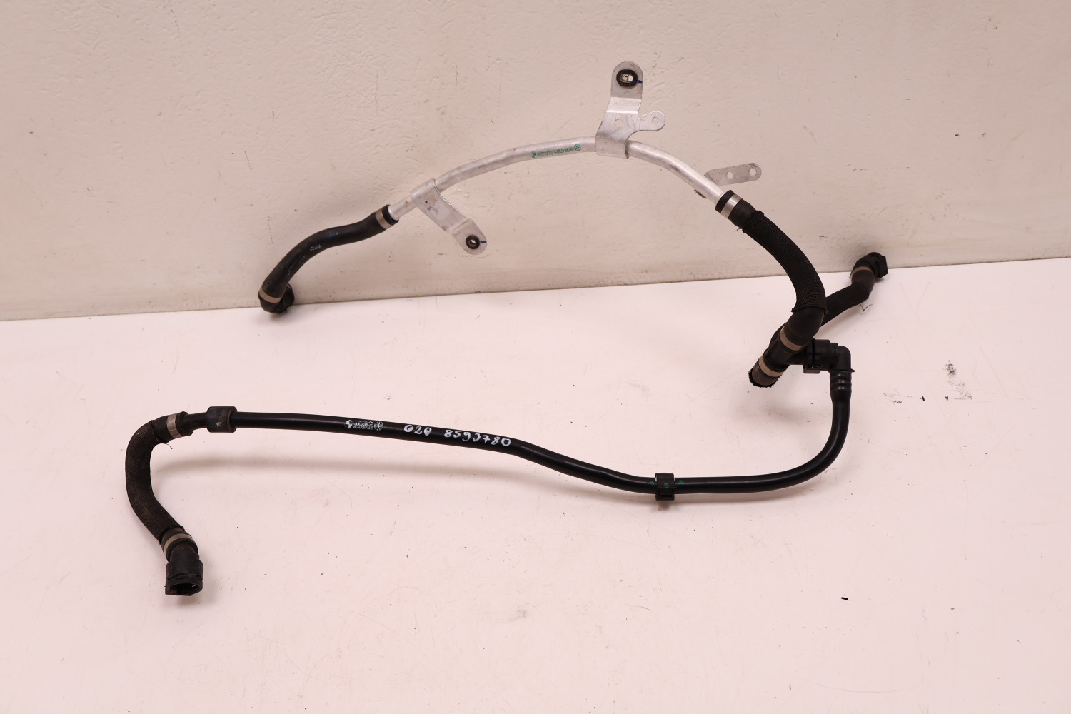 BMW 3 G20 G21 G22 G26 B47 B57 PRZEWÓD CHŁODNICY WODY 8593780, 8593779