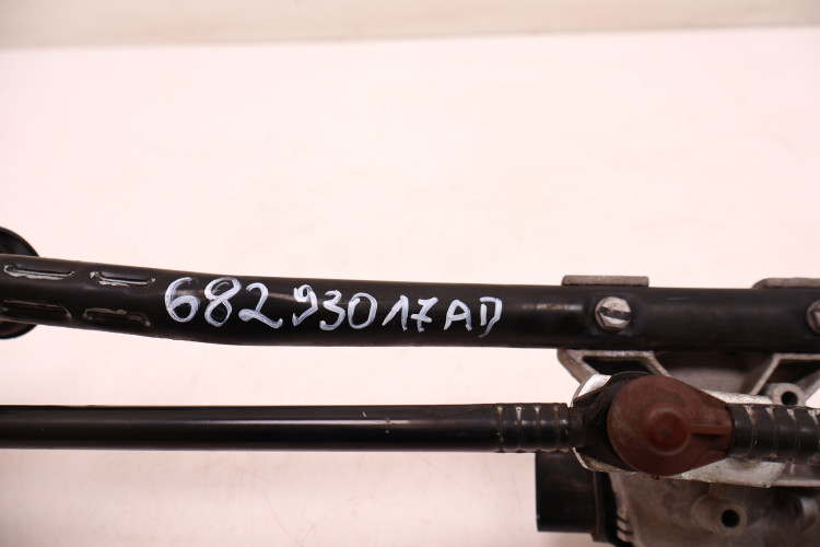 JEEP WRANGLER JL 2.2 MTJ 18- MECHANIZM WYCIERACZEK 68293017AD