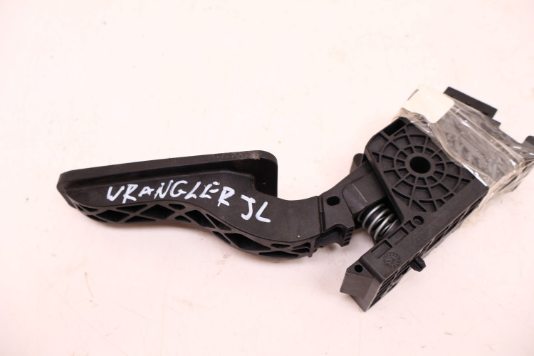 JEEP WRANGLER JL 2.2 MTJ 18- PEDAŁ POTENCJOMETR GAZU '04581893AD