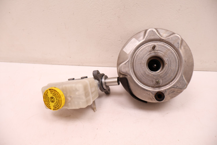 JEEP WRANGLER JL 2.2 MTJ 18- POMPA HAMULCA SERWO P04581981AG