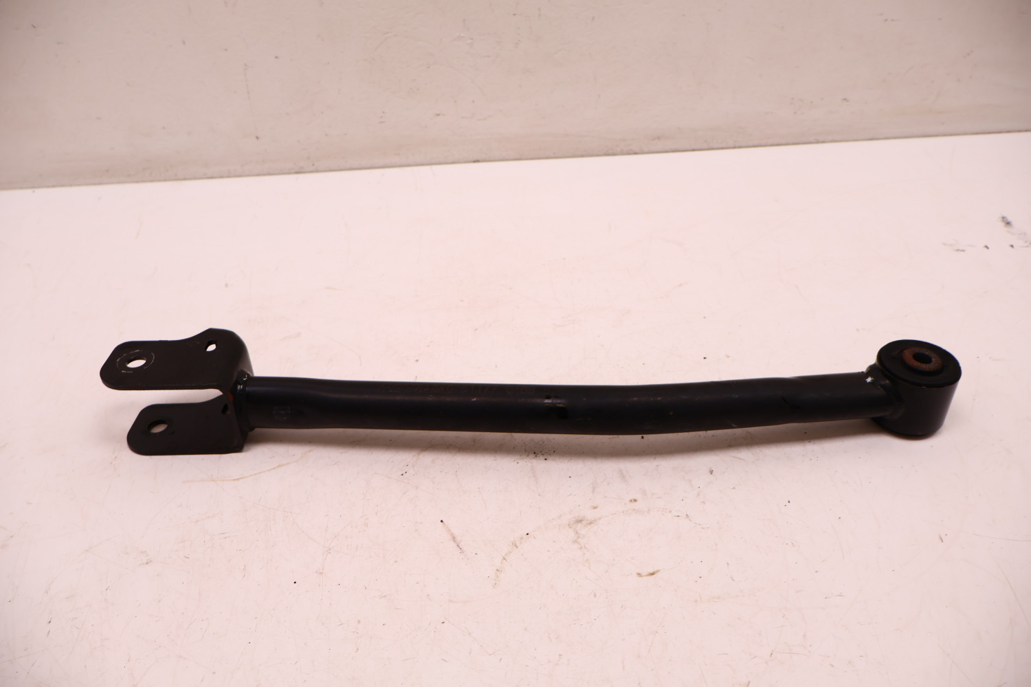 JEEP WRANGLER JL 2.2 MTJ 18- WAHACZ PRAWY PRZÓD GÓRA 68277340AC