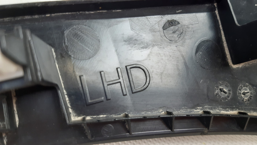 NISSAN QASHQAI J11 LISTWA OZDOBNA DEKOR DESKI 68411-HV00A