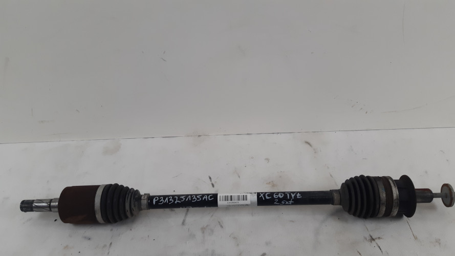 VOLVO XC60 I 2.4 LIFT PÓŁOŚ TYŁ P31325135