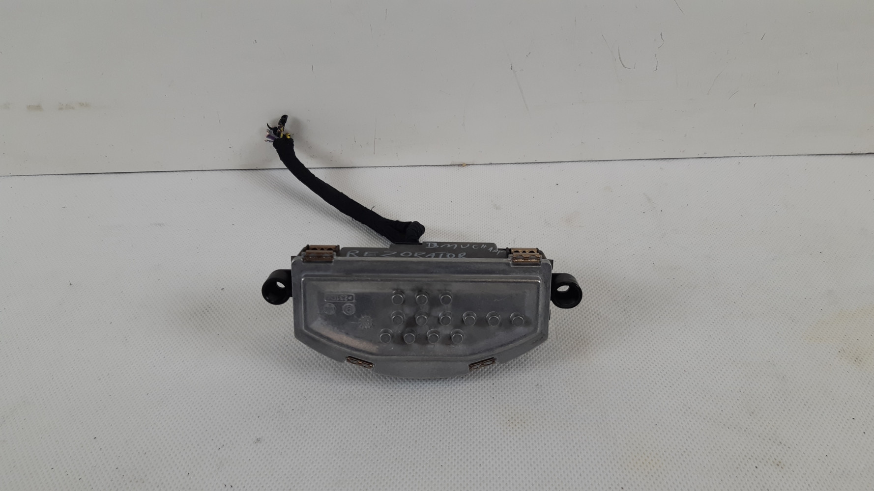 RANGE ROVER EVOQUE II L551 18- REZYSTOR DMUCHAWY 5HL011266-71