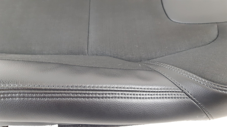 VOLVO V60 II TAPICERKA OPARCIE FOTELA PRAWY PRZÓD 32248818, 31377308-9