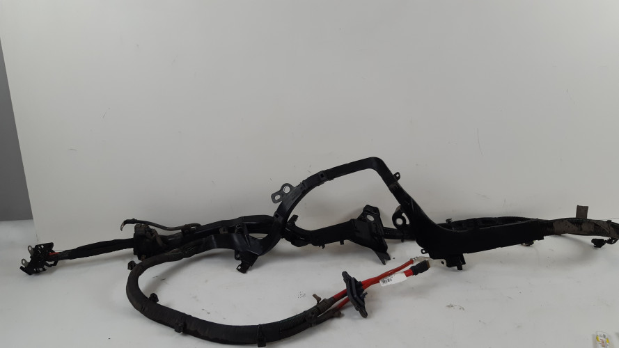 VOLVO V60 II 2.0 D4 KLEMA PRZEWÓD AKUMULATORA 31346724, 31346725