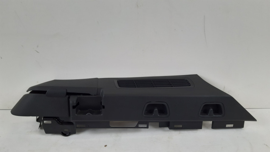 VOLVO V60 II OSŁONA BOCZEK BAGAŻNIKA PRAWY 32239861, 632120361