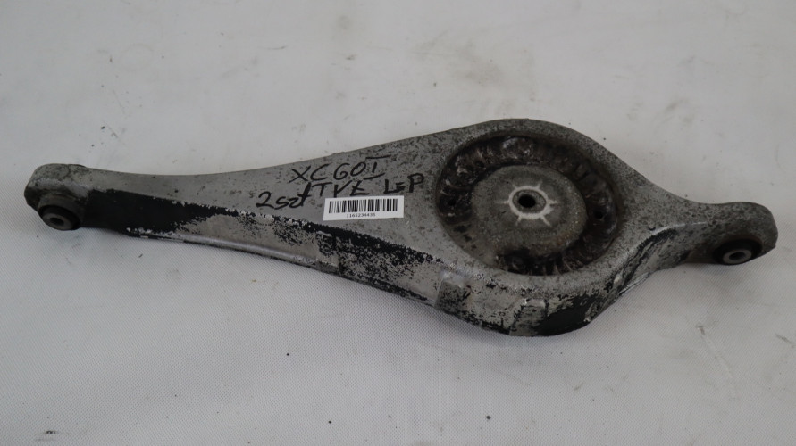 VOLVO XC60 I 2.4 LIFT WAHACZ TYŁ 31317603