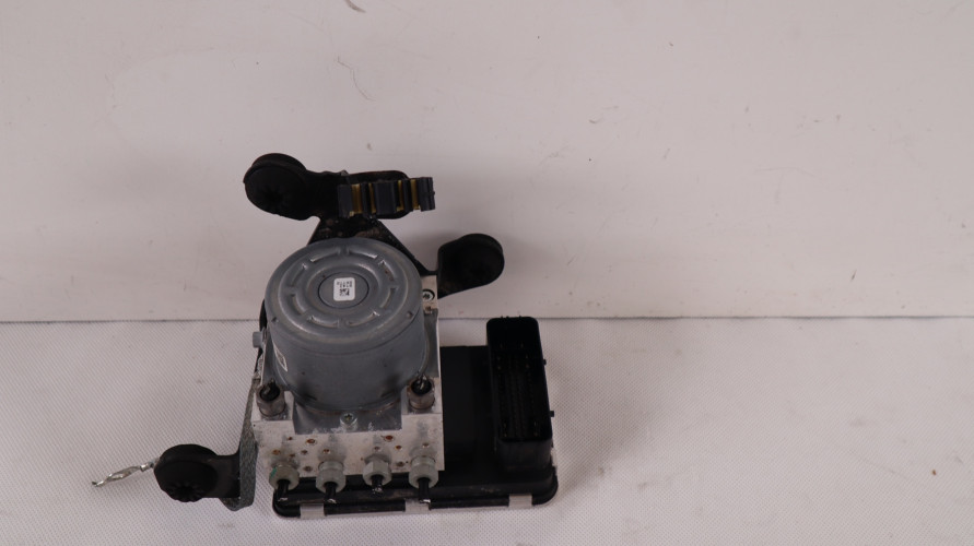 VOLVO XC90 II 2.0 T8 PLUG IN POMPA ABS 31680102, 31680099