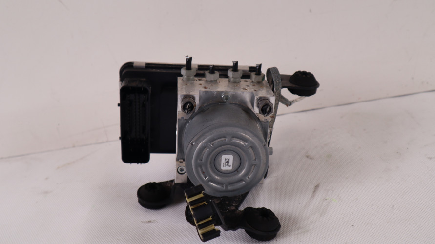 VOLVO XC90 II 2.0 T8 PLUG IN POMPA ABS 31680102, 31680099