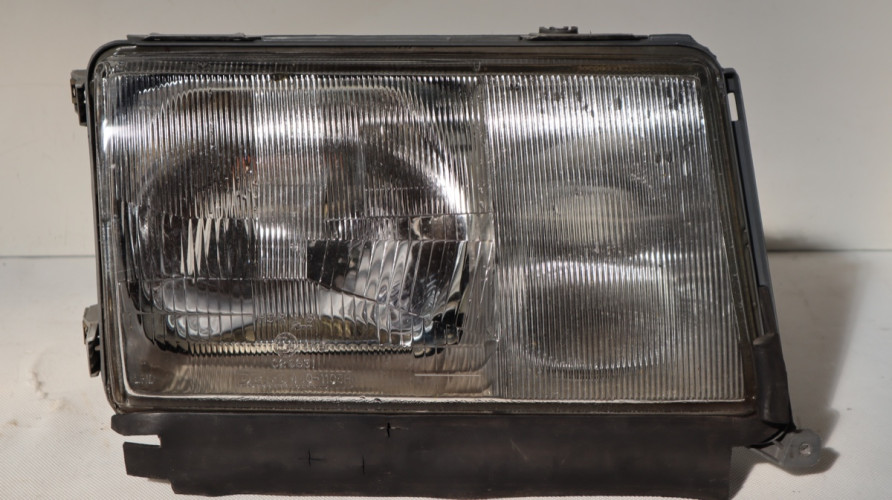 MERCEDES W124 84-92 LAMPA PRAWA PRZÓD 129852-00