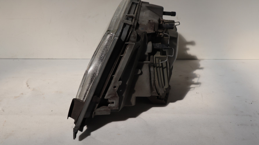 MERCEDES W124 84-92 LAMPA PRAWA PRZÓD 129852-00