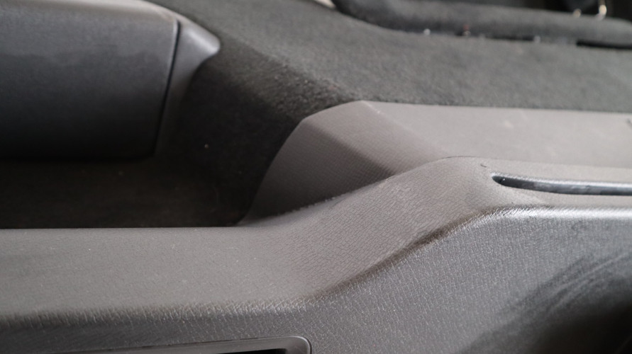 VOLVO XC90 II BOCZEK BAGAŻNIKA LEWY 31377857