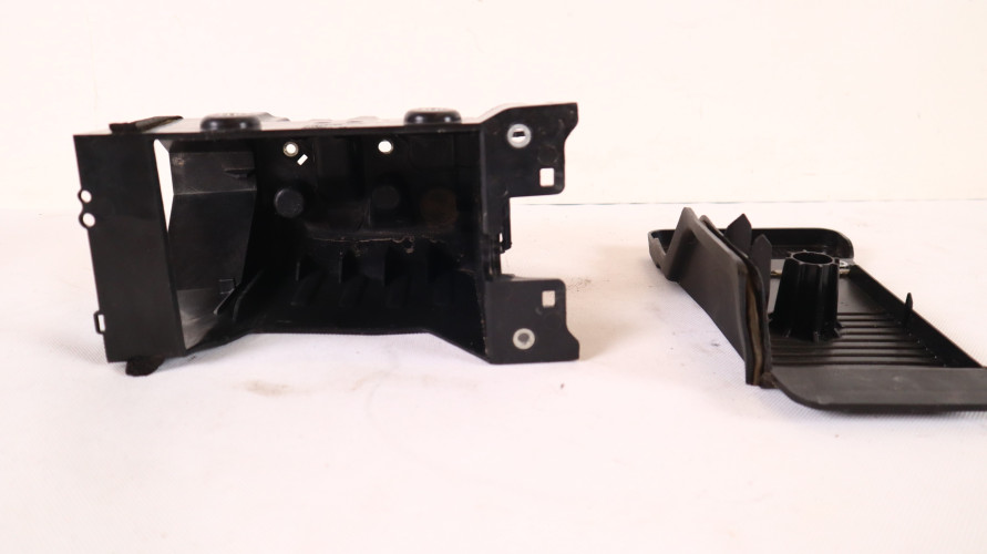 VOLVO XC90 II 2.0 T6 OBUDOWA AKUMULATORA 31353781, 31353780