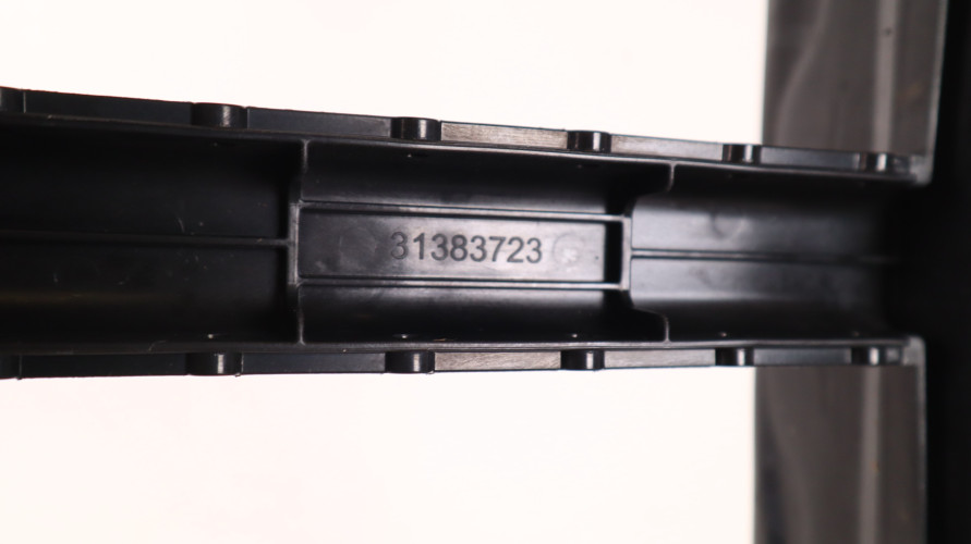 VOLVO XC90 II KIERONICA POWIETRZA 31383723