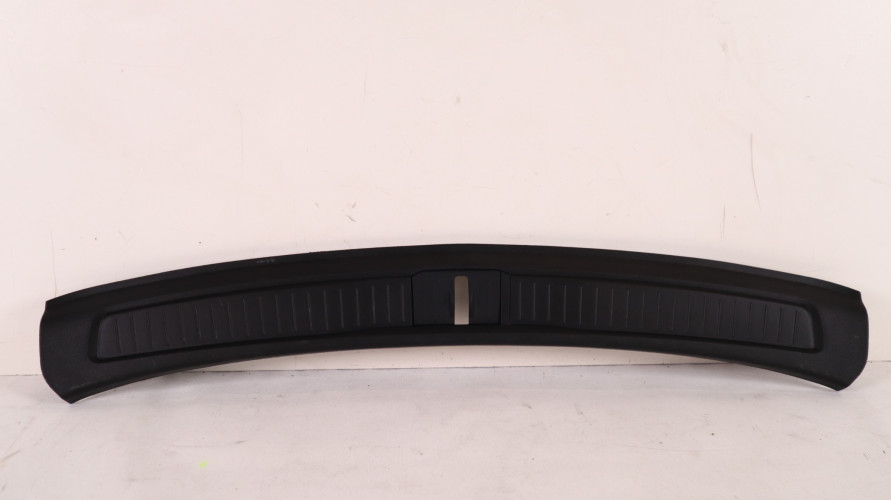 JEEP GRAND CHEROKEE WL OSŁONA PASA TYLNEGO 6SM78TX7AA