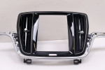 VOLVO V60 II KRATKI NAWIEWU DEKOR DESKI 31651196, 31651199