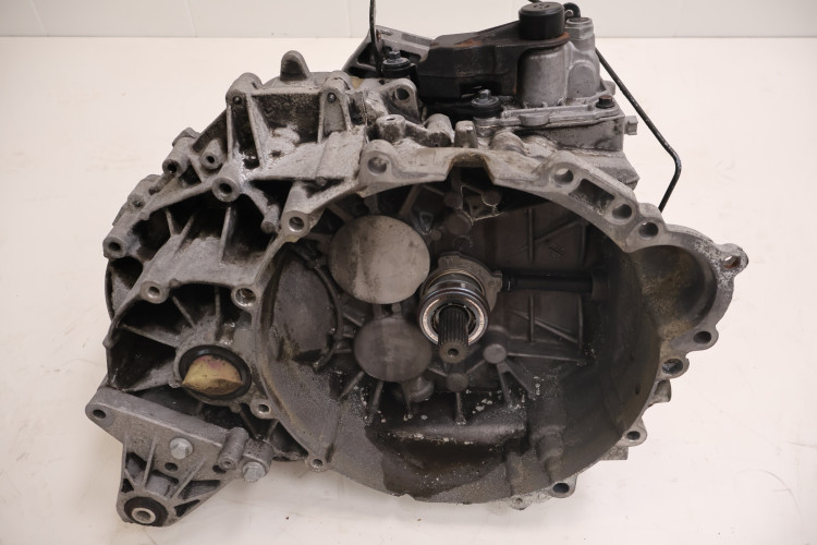 VOLVO V70 2.0 D3 SKRZYNIA BIEGÓW MANUALNA BG9R7002KA