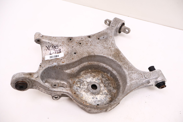 VOLVO XC90 II 2.0 T8 WAHACZ LEWY TYŁ 31451837