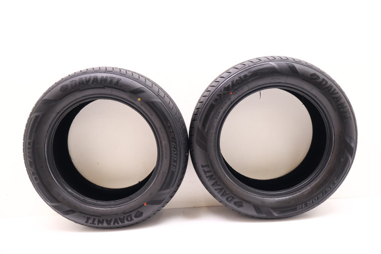 OPONY DAVANTI DX740 235/60/18