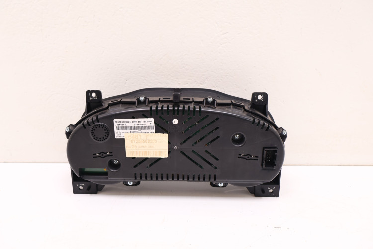 JEEP RENEGADE 1.4 MTA LICZNIK ZEGAR ZEGARY 735656920