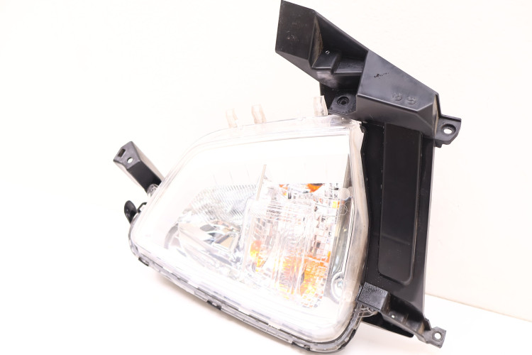 MITSUBISHI ECLIPSE CROSS HALOGEN LEWY PRZÓD