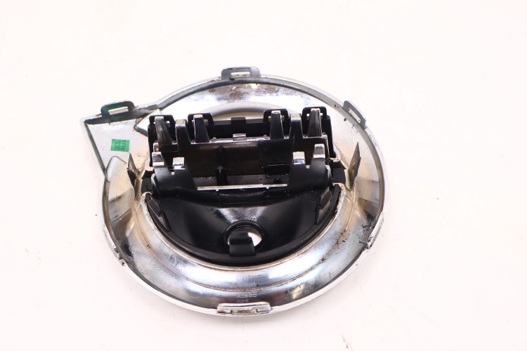 VOLVO XC40 ZNACZEK EMBLEMAT PRZÓD 31383646