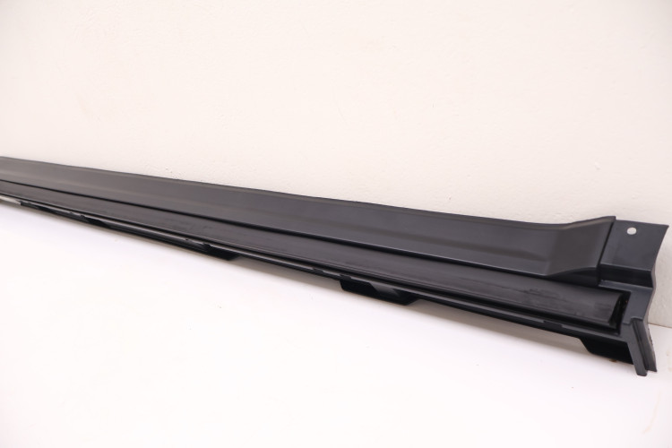 MITSUBISHI ECLIPSE CROSS LISTWA PROGOWA LEWA 7250A313