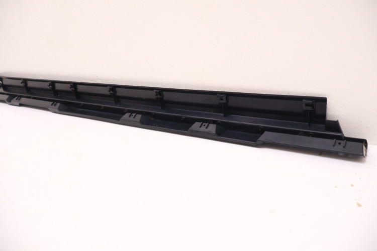 MITSUBISHI ECLIPSE CROSS LISTWA PROGOWA LEWA 7250A313