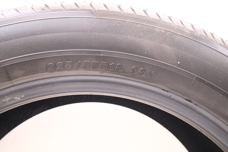 OPONA YOKOHAMA BLUEARTH E70 225/55/18