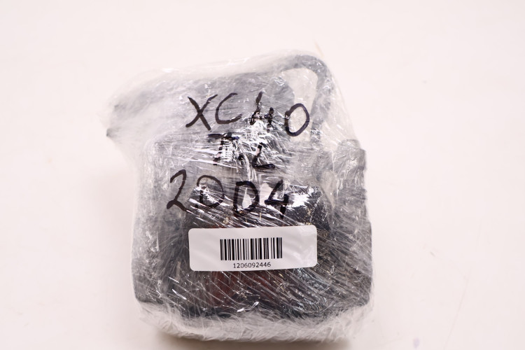 VOLVO XC40 2.0 D4 ZACISK HAMULCA LEWY TYŁ 32276921