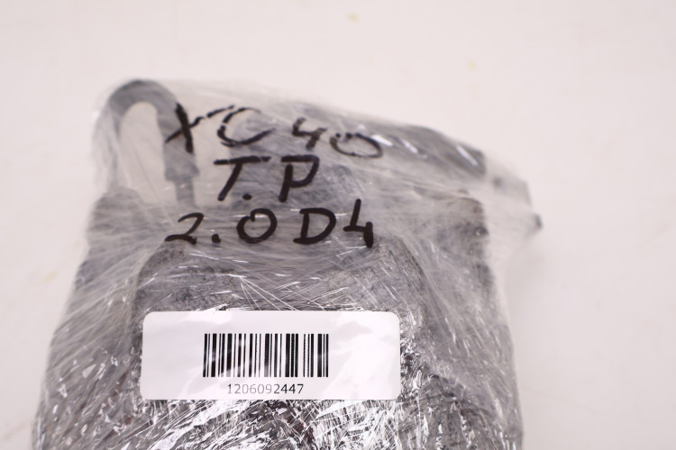 VOLVO XC40 2.0 D4 ZACISK HAMULCA PRAWY TYŁ 32276922