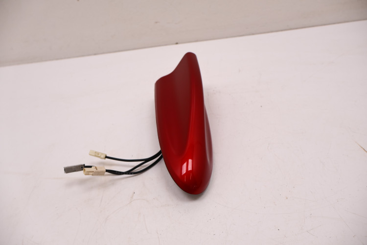 MITSUBISHI ECLIPSE CROSS PŁETWA ANTENA DACHOWA P62
