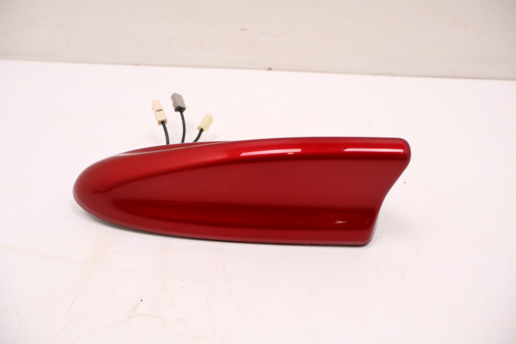 MITSUBISHI ECLIPSE CROSS PŁETWA ANTENA DACHOWA P62